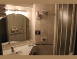 CRAU HOTEL- CONTACT HOTEL Arles