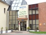 CITOTEL HOTEL LA VILLE EN PIERRE 35136