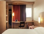 HOTEL IBIS 93800