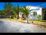 CAMPING LE NEPTUNE Saint-Mitre-les-Remparts