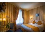 HOTEL LOUVRE SAINTE ANNE Paris 01