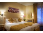 HOTEL LOUVRE SAINTE ANNE Paris 01