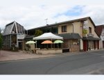 HOTEL RESTAURANT LES DEUX SAPINS Cailly-sur-Eure
